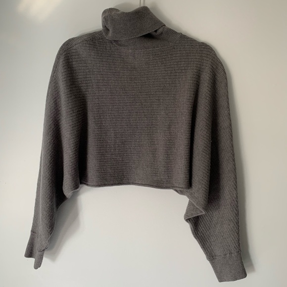 Wilfred Free Cropped TurtleNeck - Picture 2 of 3